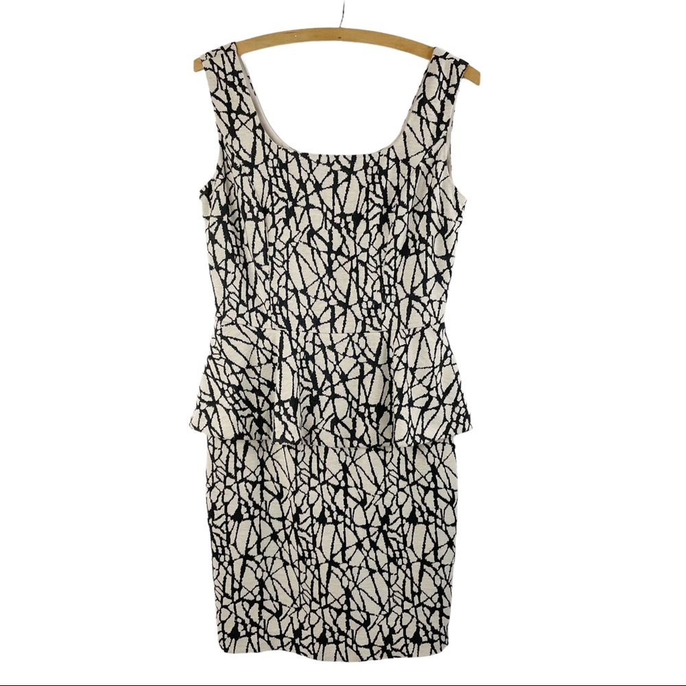 Bar III Size Large Sleeveless Tan/Beige and Black Peplum Dress
